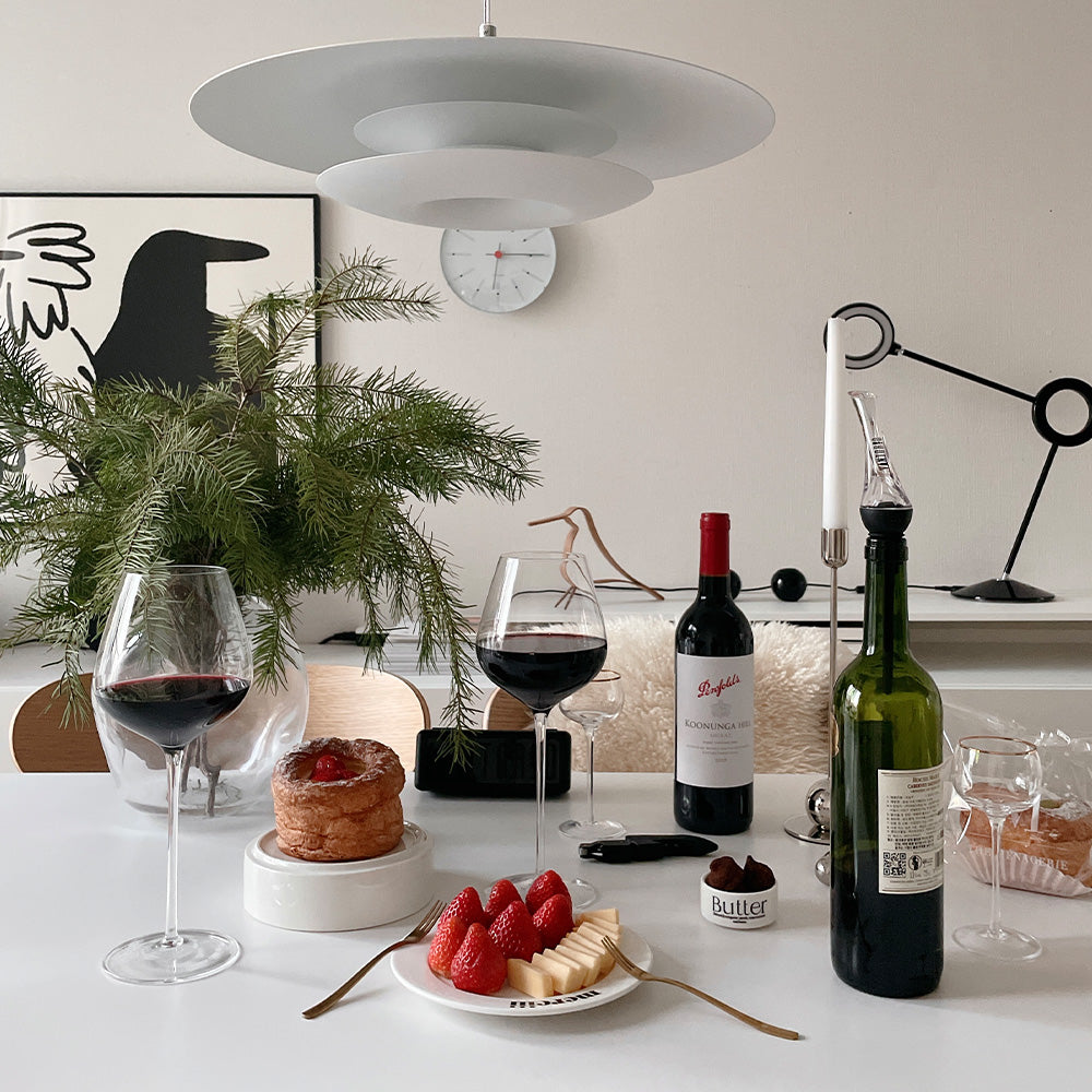 Vintorio Wine Essentials Gift Box featuring our Vintorio Wine Aerator Pourer