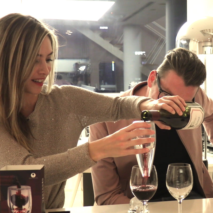 Vintorio Omni Wine Aerator with Friends at Dinner